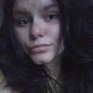 Meet your Posher, Cloe